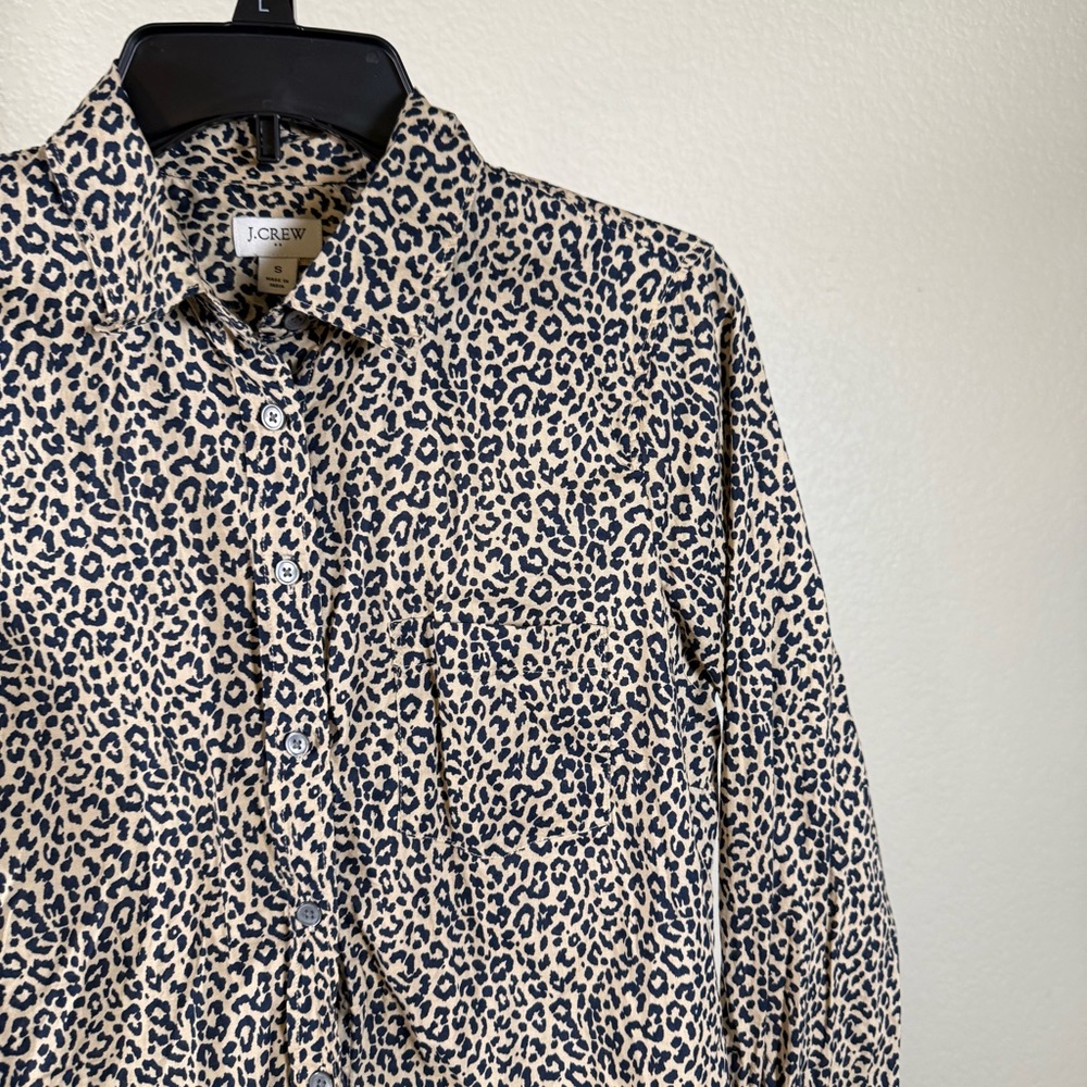 J Crew Leopard Print Button Down Small Classic Animal Print Lightweight Workwear - Picture 3 of 11